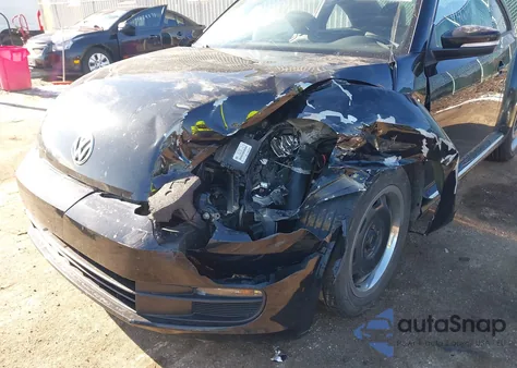 2012 Volkswagen Beetle 2.5L из США, поврежденный, VIN 3VWJP7AT7CM605665